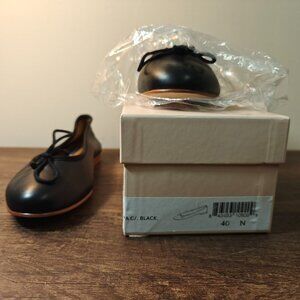 Margaux Demi in Nappa Black